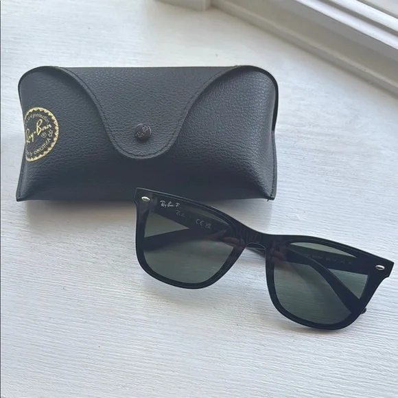 Ray-Ban | Accessories | Rayban Classic Black Sunglasses With  display picture 2